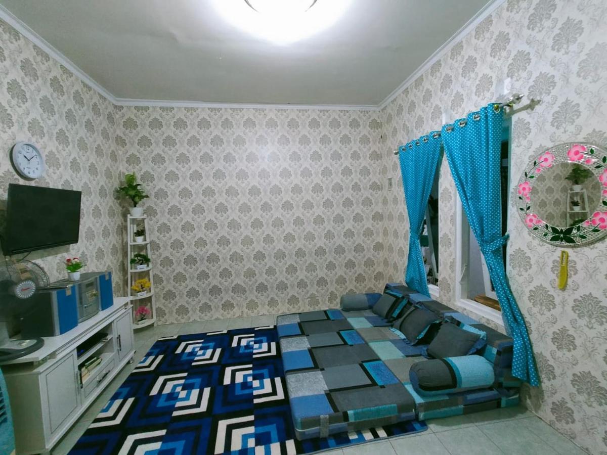 Shifana Homestay Syariah Yogyakarta Extérieur photo